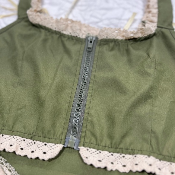 NWT Fairycore Contrast Lace Knot Front Cami Top XS - Picture 5 of 8